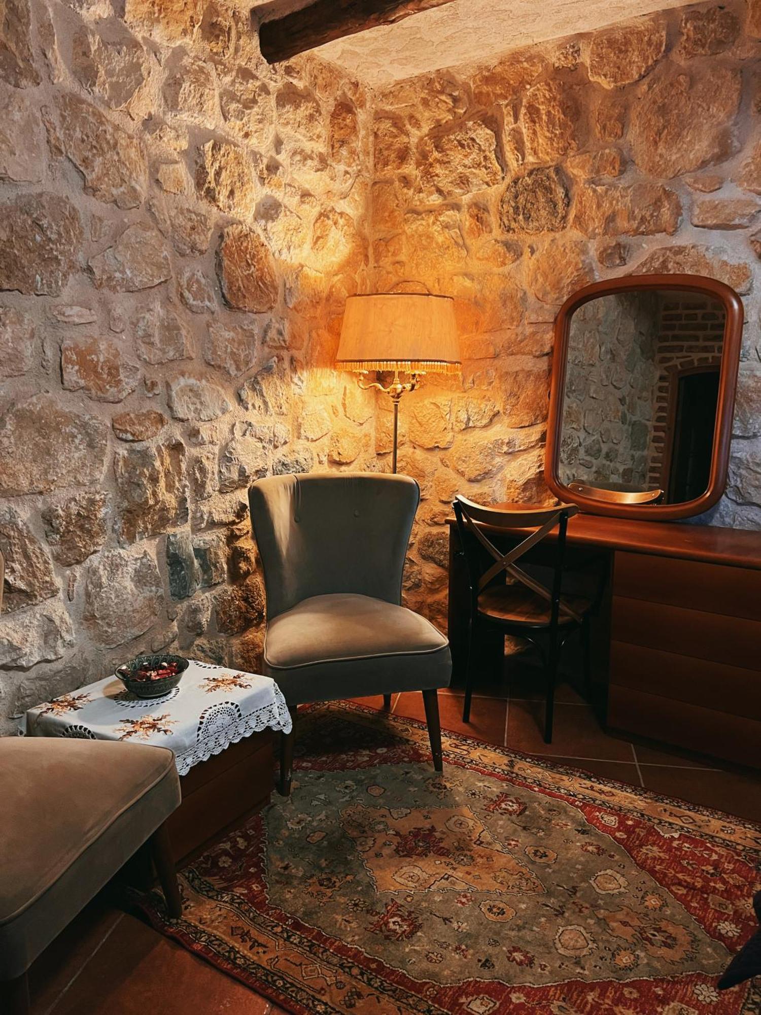 Chateau Fasel Тирана Экстерьер фото